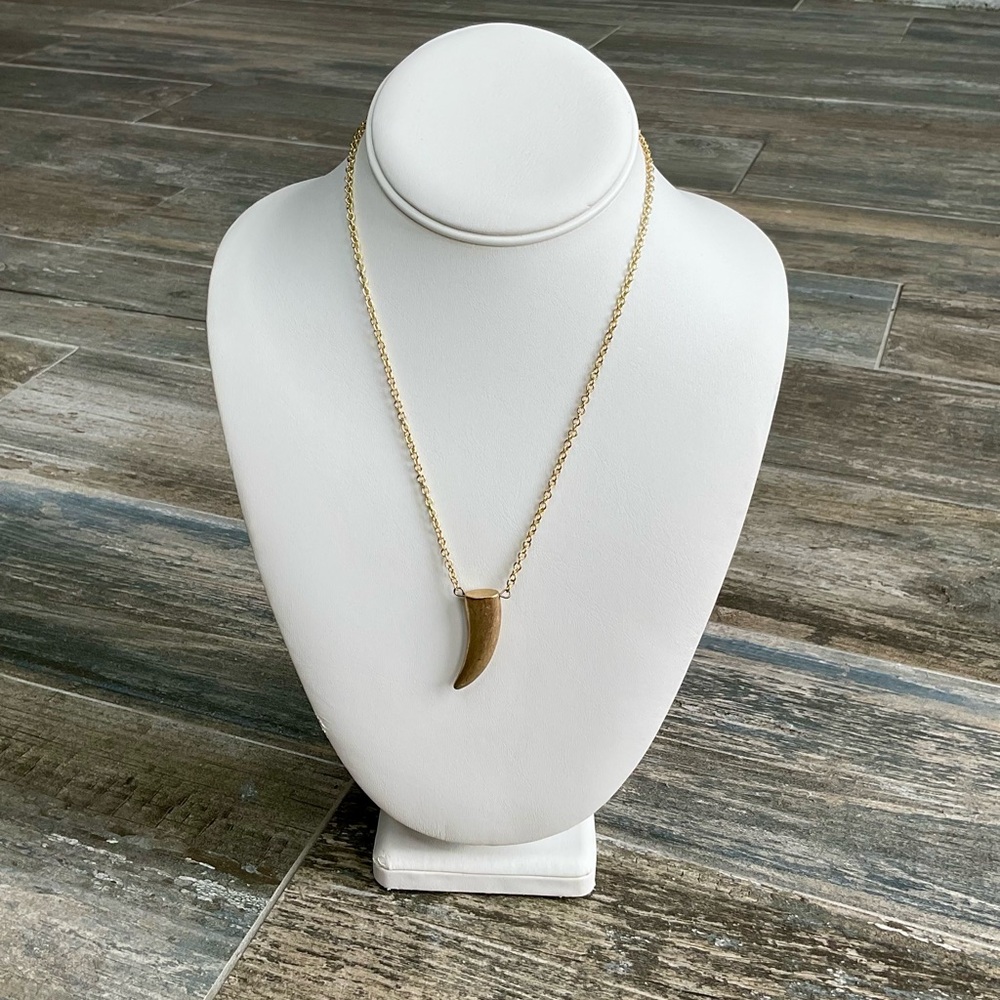 Gold Horn Pendant Necklace